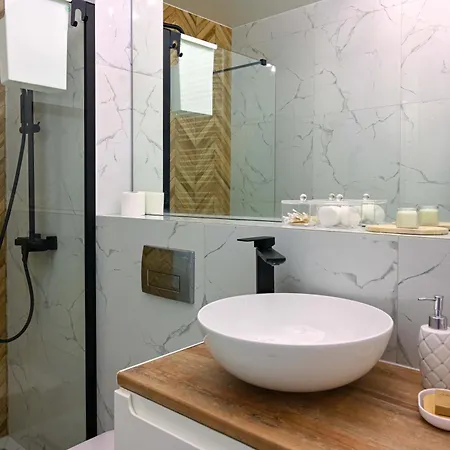 Apartament Krolowej Nilu Katovice Exteriér fotografie